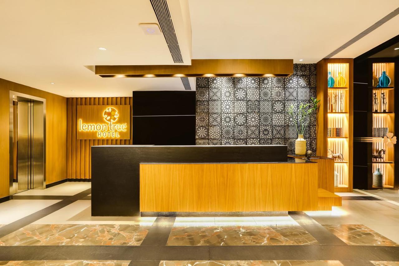 Lemon Tree Hotel Viman Nagar Пюн Екстериор снимка